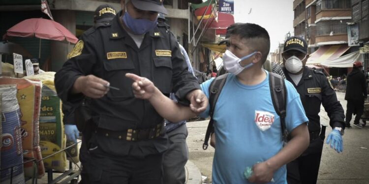 Desde mañana PNP retomará control estricto en mercados y calles huancaínas