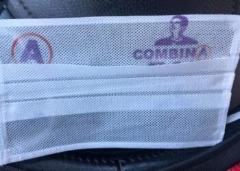 Combina se disculpa tras donar mascarillas con sello de su partido y apellido