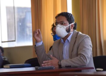 Orihuela asegura que evaluación de técnicos del Minsa retrasa entrega de presupuesto para Junín