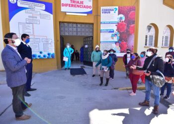 Familiares de pacientes con covid-19 piden ser voluntarios para atender en hospital Carrión