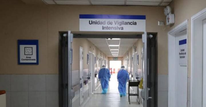 Gobierno llega a un acuerdo con clínicas privadas para atención de pacientes covid-19