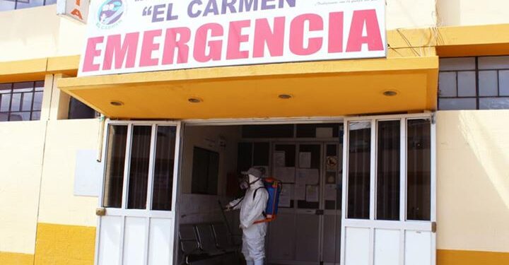 Médicos de El Carmen deben cumplir turnos de hasta 36 horas y se quedan sin camas UCI
