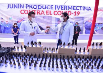 Junín: Presentan primer lote de Ivermectina elaborado por el IREN Centro