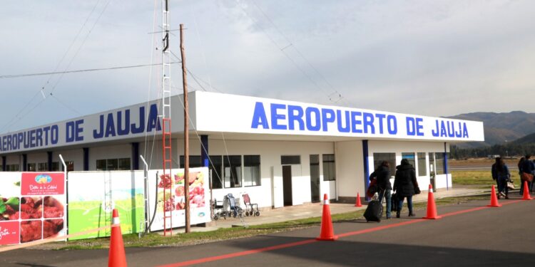 Junín: 91% de los vuelos realizados prestaron ayuda mediante las Fuerzas Armadas