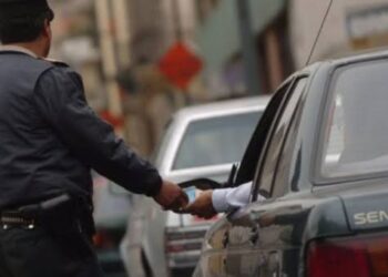 Huancayo: Dos policías fueron denunciados por presuntamente solicitar coima y ahora están no habidos
