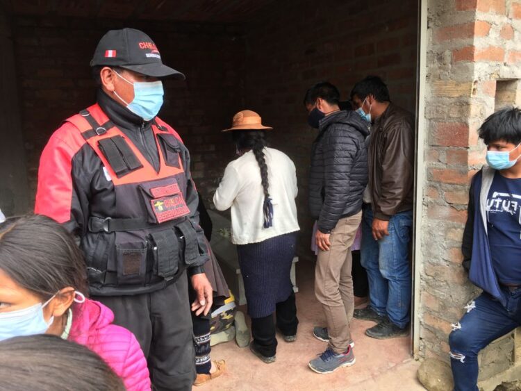 En medio de mucho dolor familiares reciben cuerpos de cinco víctimas del Vraem [GALERÍA]