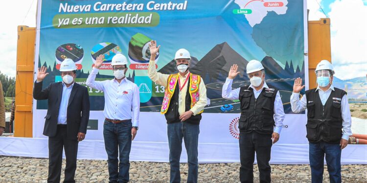 El presidente Sagasti anunció que la nueva Carretera Central se llamará Daniel Alcides Carrion