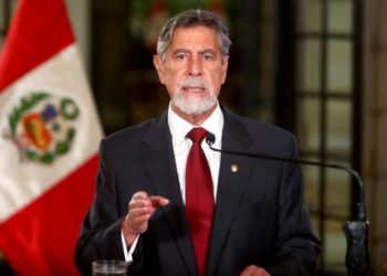Presidente Sagasti: «En democracia, las Fuerzas Armadas no son deliberantes»