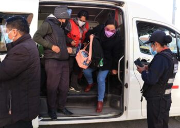 Huancayo: Intervienen a transportistas y pasajeros que no respetan normativas de salubridad