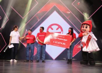 Caja Huancayo presente en Teletón con importante donativo