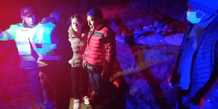Jauja: Encuentran a familia que estuvo perdida por casi  ocho horas entre los cerros de San Pedro de Chunán y Paca. (Video)