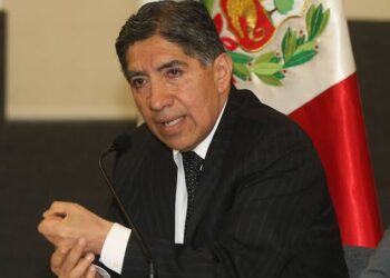 Avelino Guillén juramentó como nuevo ministro del Interior
