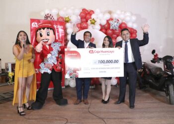 Caja Huancayo entrega importante donativo a Radioteletón 2021