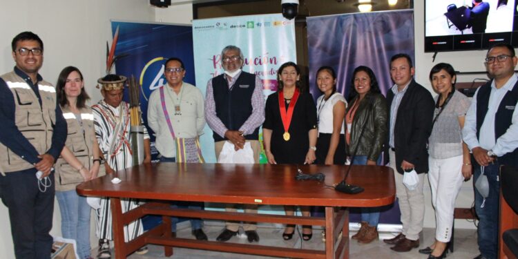 DESCOCENTRO y FARMA MUNDI inauguraron Cámara Gesell en la provincia de Satipo