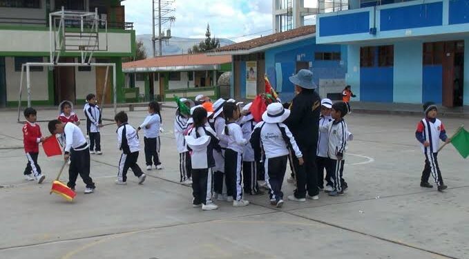 Clases presenciales no serán suspendidas en Huancayo por elecciones de este domingo