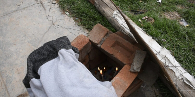 Huancayo: Escolar muere aplastado por tronco cuando encendía pirotécnicos