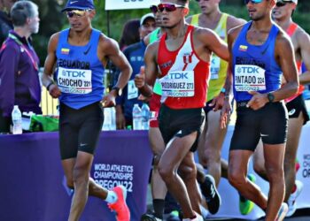 Marchista César Rodríguez se prepara para participar en competencias de Eslovaquia, España y Portugal
