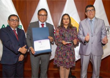 Caja Huancayo se alza con el primer puesto en el índice de la excelencia del cliente 2023