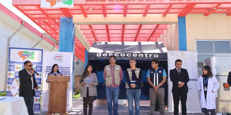 Alianzas en Perú | Donación de equipos y otros insumos para el Laboratorio de las DIRESAS de Junín y Huancavelica