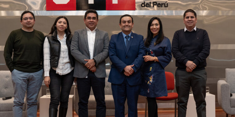 UTP organizó conversatorio con líderes empresariales