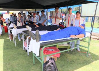 EsSalud Junín recolecta 100 unidades de sangre en campaña de donación