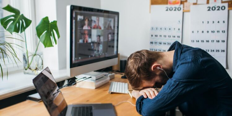 Síndrome de burnout: cinco consejos para combatirlo aplicando mindfulness