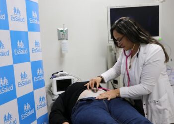 EsSalud contrata 15 médicos especialistas para agilizar atenciones en Junín