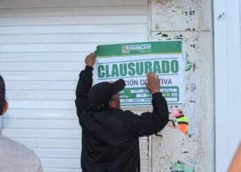 Huancayo: Clausuran negocios de edificio “Panda” por no contar con licencias
