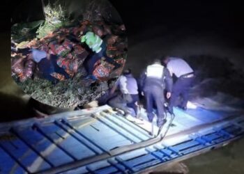 Jauja: Camión cae al río Mantaro y sus tres ocupantes se encuentran desaparecidos