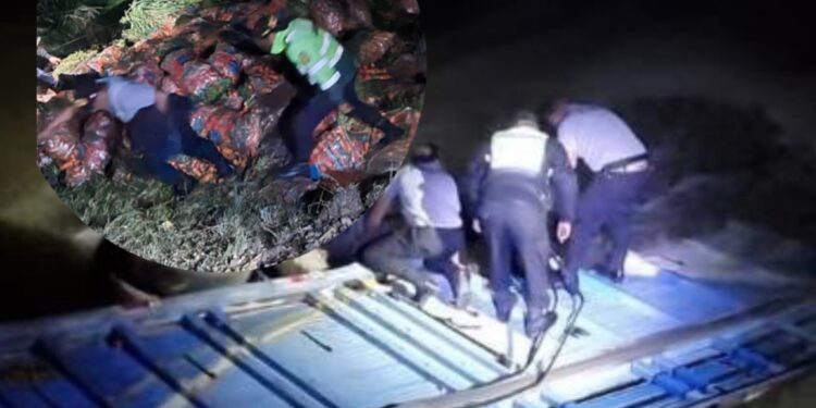 Jauja: Camión cae al río Mantaro y sus tres ocupantes se encuentran desaparecidos
