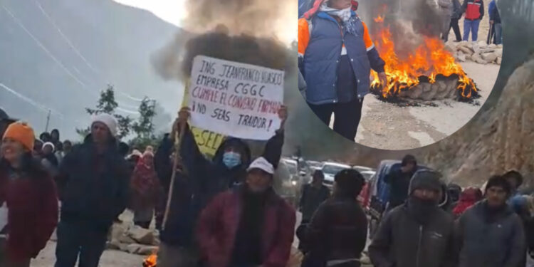Huancayo: Agricultores bloquean vía exigiendo agua para riego tras afectación de tuberías por obras