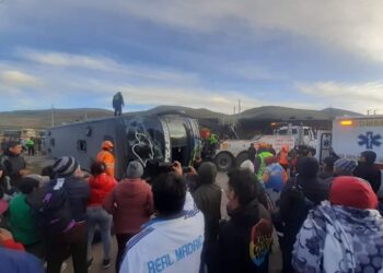 La Oroya: ¡Tragedia! Bus choca contra tren y deja cuatro muertos y más de 30 heridos