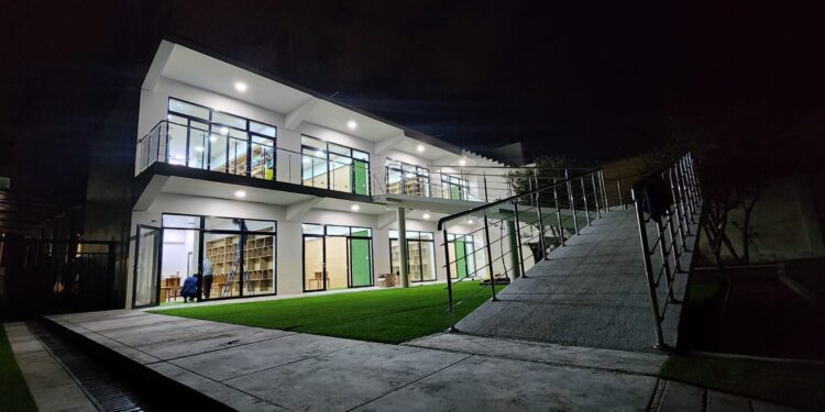 En el día de la educación inicial Colegios Zárate inauguró su nuevo pabellón ecológico