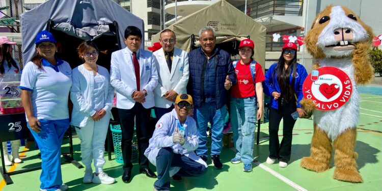 Junín: EsSalud Junín y universitarios promueven donación de sangre y recolectan 138 unidades