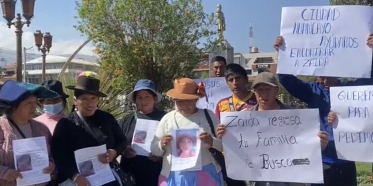 Huancayo: Escolar lleva desaparecida más de 20 días y padres la buscan desesperados