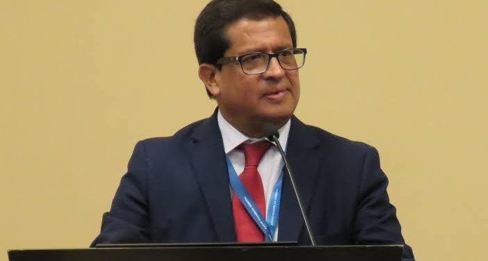 Ratifican a Jorge Solís como presidente del Directorio de Caja Huancayo para el periodo 2025
