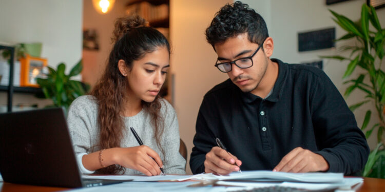 Finanzas post-fiestas: consejos para ordenar los gastos personales