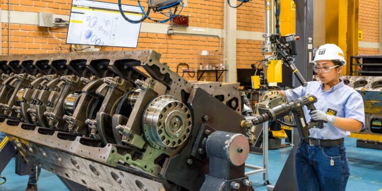 Día de la Mujer: Ferreyros, seis estrategias para promover la inclusión femenina en industrias “duras”