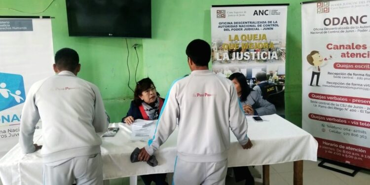 Clínica Jurídica de la Universidad Continental impulsa la reinserción social de adolescentes en conflicto con la ley