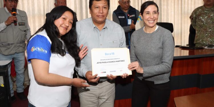El Pronabec reconoció a la municipalidad de Chilca por estrategias en Educación