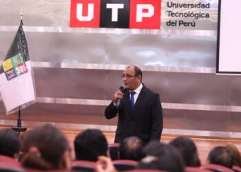 UTP capacitó a más de 1500 directores de colegios y docentes del país