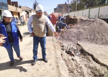 MPCH ejecuta 35 cuadras de pistas y veredas para el sector de Romancoto en Chilca