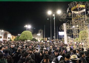 Autorizan víspera del ‘Padre Eterno’ bajo estrictas restricciones para proteger la Plaza Constitución