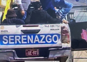Regidora de Pilcomayo es captada usando vehículo de serenazgo y sería denunciada por peculado