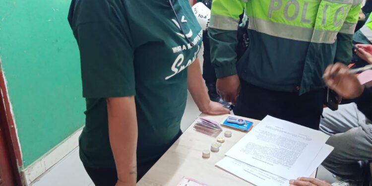 Huancayo: hallan medio millón de soles en vouchers y más de S/ 5 mil en efectivo a comerciante Rita Carpio