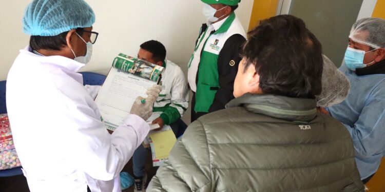 Huancayo: clausuran a “D’Miel” y le imponen multa por insalubridad en la preparación de turrones