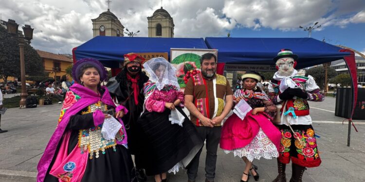 Junín celebra el Día Mundial del Turismo con más de 200 platos de ceviche de trucha gratuitos