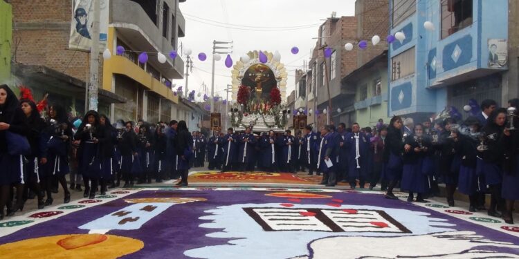 Desde mañana inician las procesiones del Señor de los Milagros y se aplicará plan de desvío vehicular en Huancayo