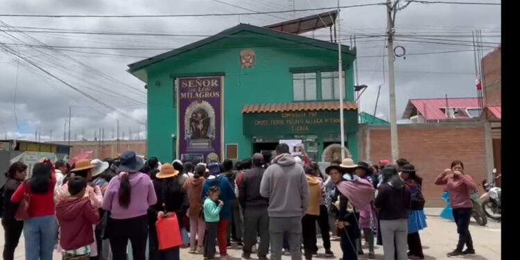 Joven en UCI tras brutal asalto en Sicaya: vecinos denuncian que la Policía nunca respondió sus llamadas