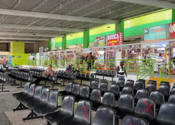 Lluvias dejan al descubierto deficiencias en el terminal terrestre de Huancayo